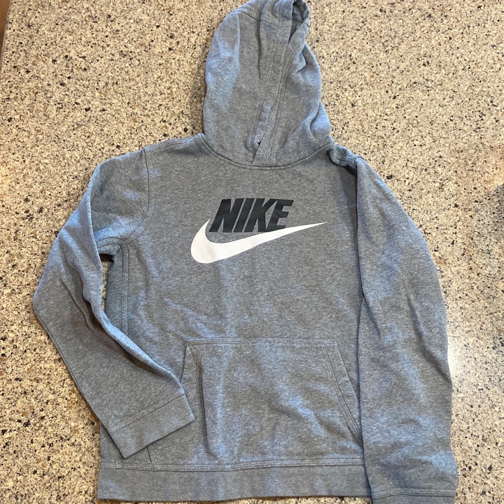 Nike boys hoodie, XL